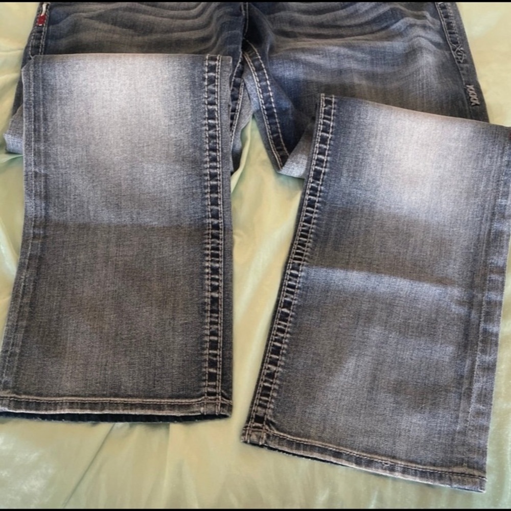 Mens Rock Revival Jeans - Picture 6 of 8